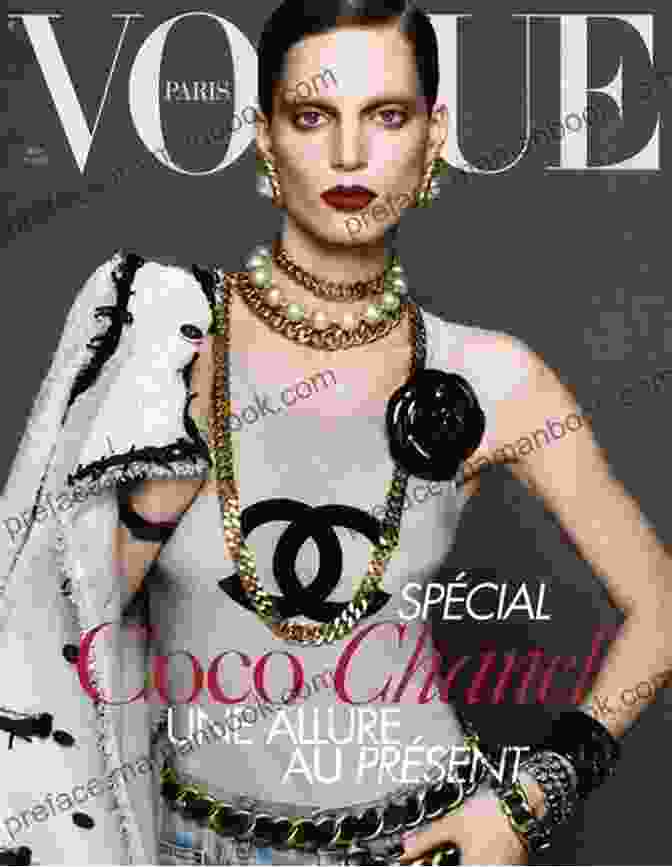 A Retrospective Of Coco Chanel's Work In Vogue Magazine Vogue On: Coco Chanel (Vogue On Designers)